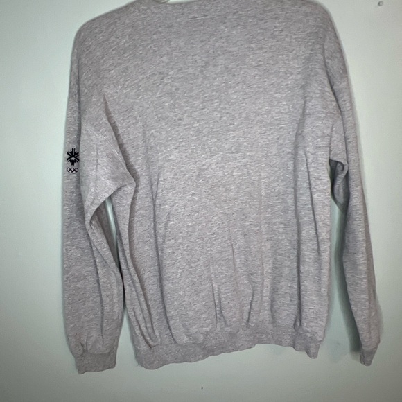 2002 Salt Lake Utah XIX Olympic Winter Games Sweatshirt Size Large - Picture 9 of 10